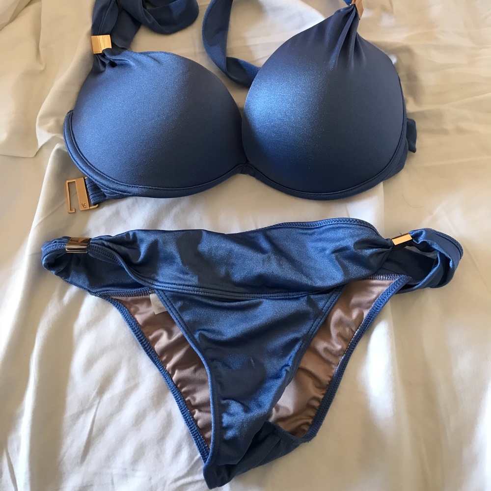 VS Bombshell Bikini